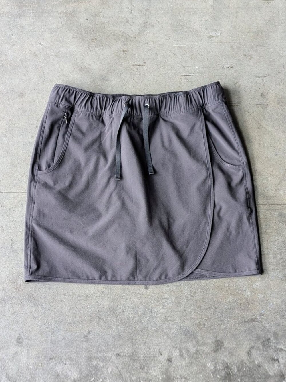 Patagonia Fleetwith Skort Black Athletic Wrap Skirt small